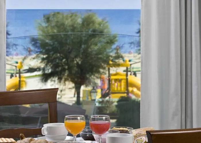 Acrux 3* Gabicce Mare